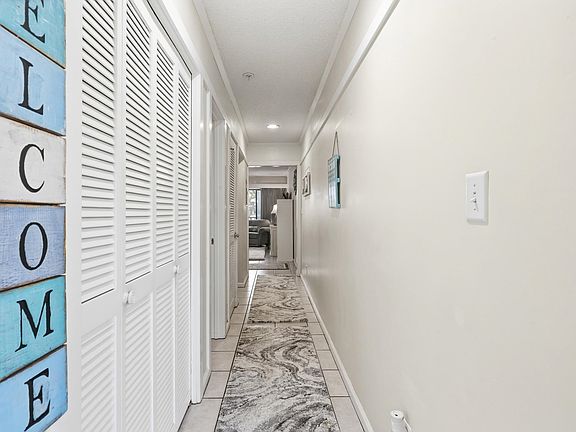 4th image of 415 Ocean Creek Dr. #2347