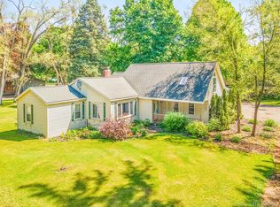 100 Melody Ln, Van Buren Township, MI 48111