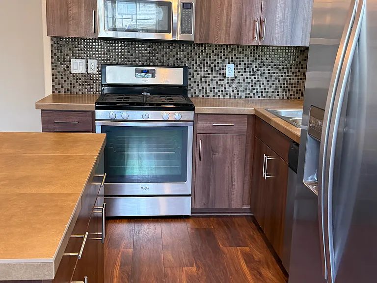 7940 NE Miriam Way — Photo 4