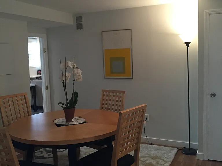 2801 Clay St — Photo 8
