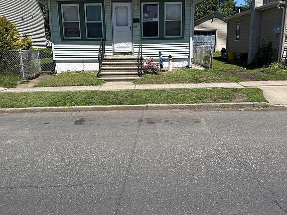 3rd image of 434 Schiller Ave