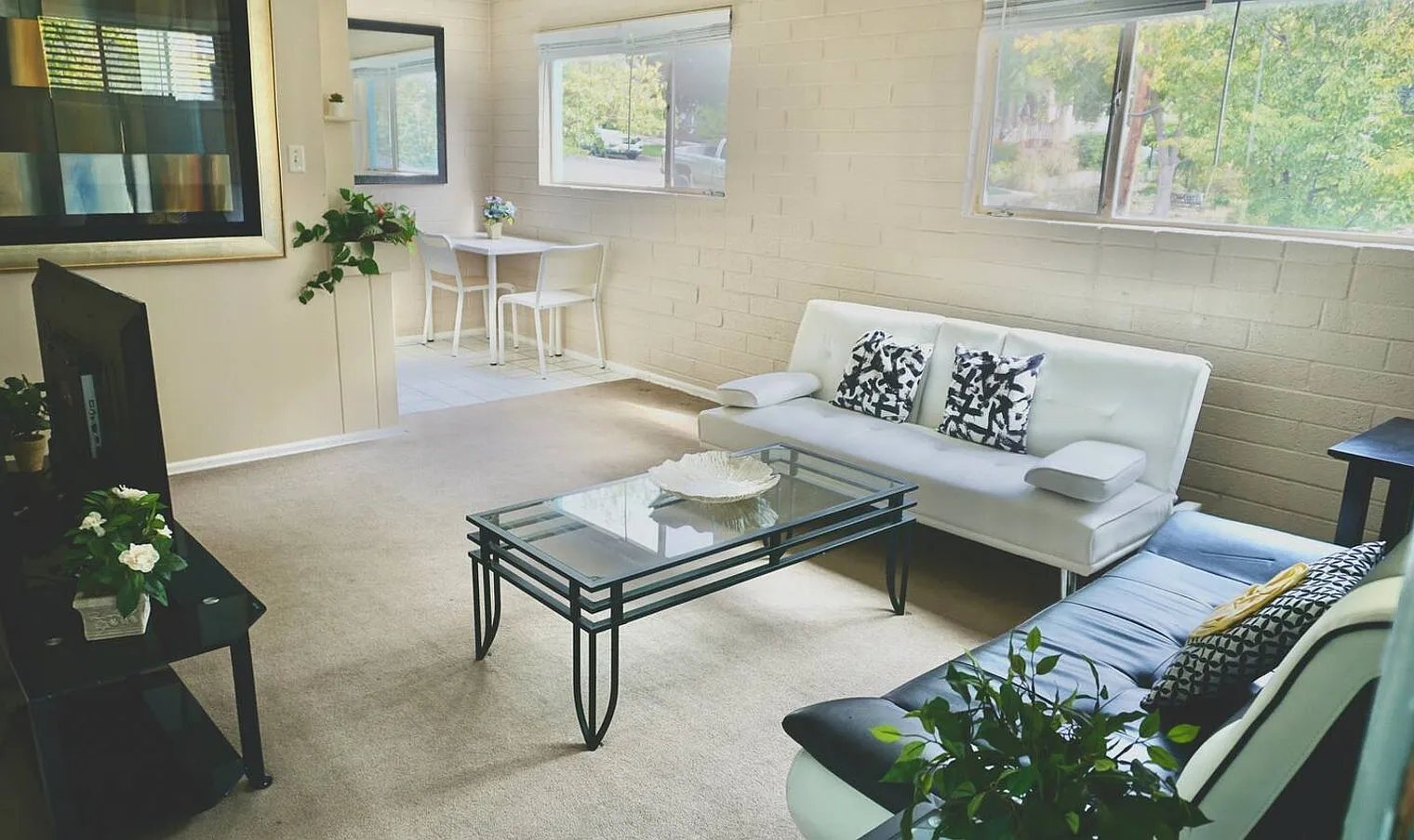 1 bed, 1.0 bath, 893 sqft, $2,890 — Photo 1