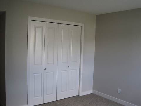 3rd image of 709 6th Ave SE