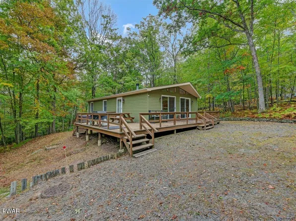 113 Turkey Cir, Lackawaxen, PA 18435