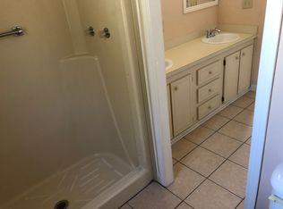 3502 Berry Bend Rd, Valrico, FL 33594