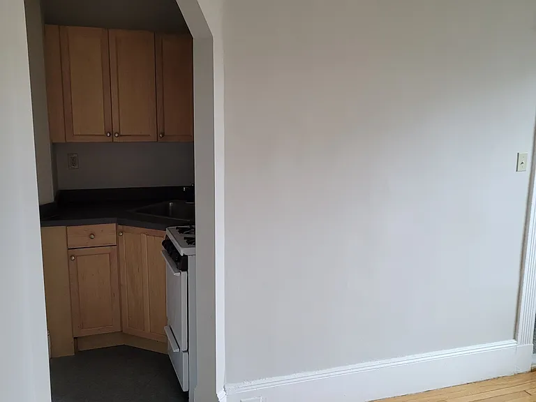 38 Hemenway St #46 — Photo 29
