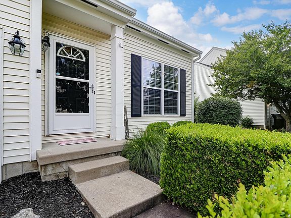 3rd image of 912 Military Dr