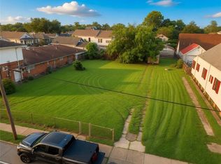 820 Lafayette St, Gretna, LA 70053