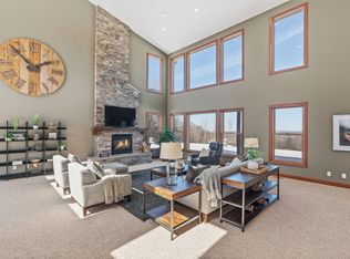 1150 105th St E, Inver Grove Heights, MN 55077