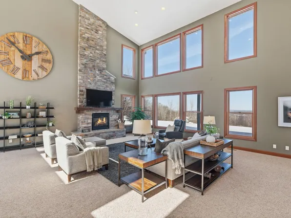 1150 105th St E, Inver Grove Heights, MN 55077