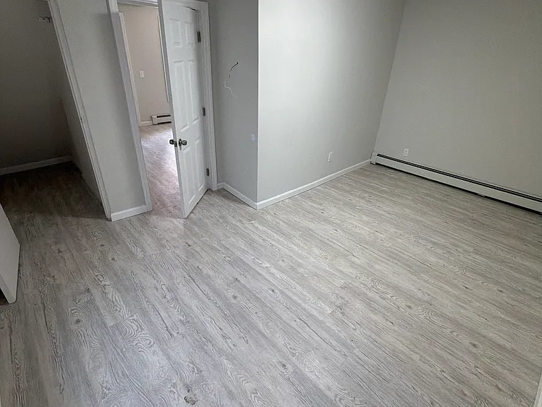 173-175 Beech St #1 — Photo 5