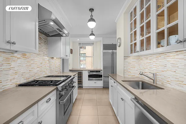 Sold by Corcoran | media 8