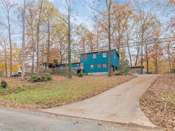 197 Lake Shore Ave, Lexington, NC 27292