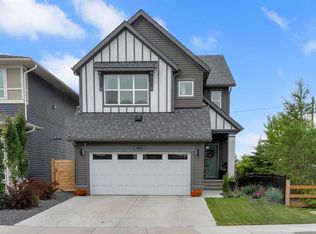 444 Lawthorn Way N, Airdrie, AB T4A 3M7