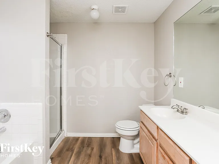 5902 Silverpoint Ct — Photo 12