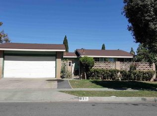 921 E Myrtle St, Santa Ana, CA 92701