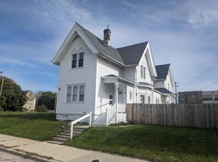 1116 N 13th St, Milwaukee, WI 53233