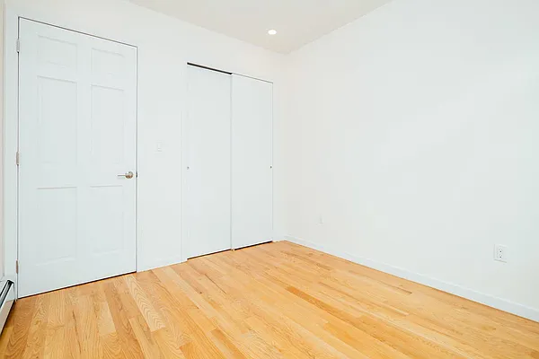 Rented by Triplemint | media 36