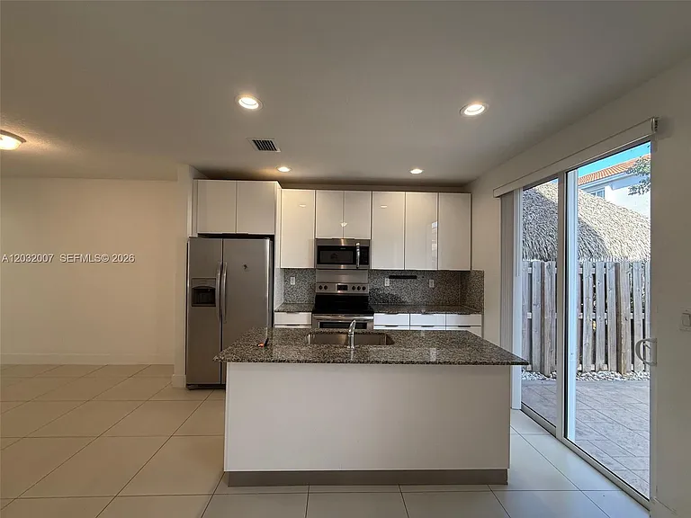 14181 SW 126th Path — Photo 2