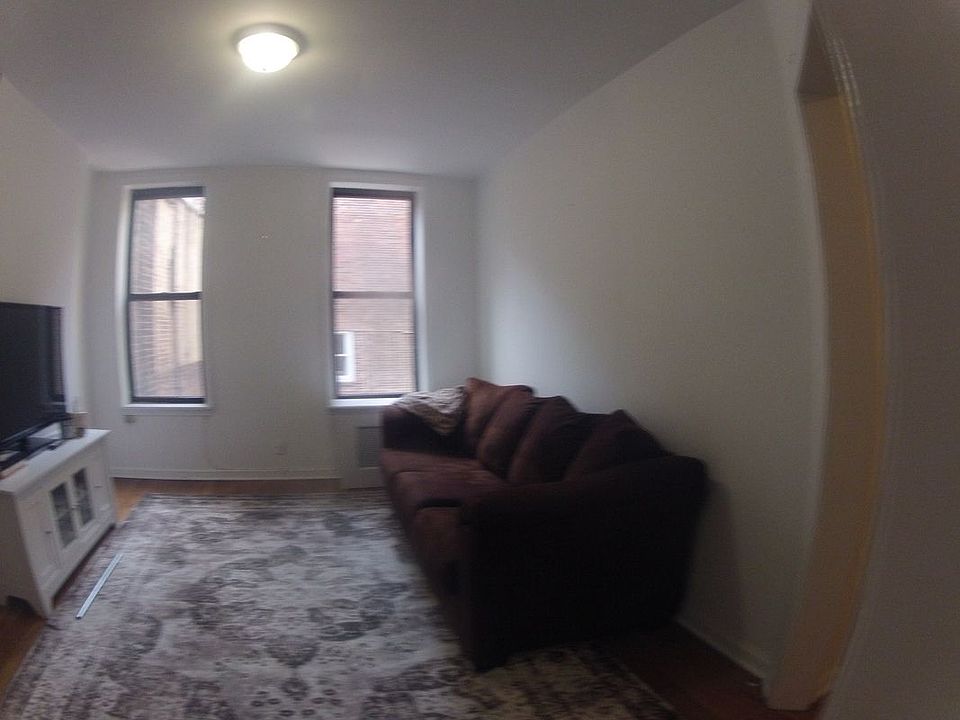 1st image of 1376 3rd Ave #2RE