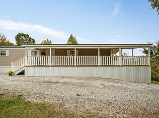 1661 Old Union Rd, Hilham, TN 38568