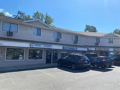 38 Saw Mill Road — Photo 2