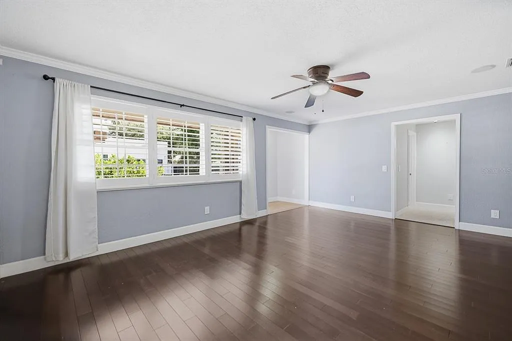3 bed, 3.5 bath, 1867 sqft, $4,300 — Photo 4