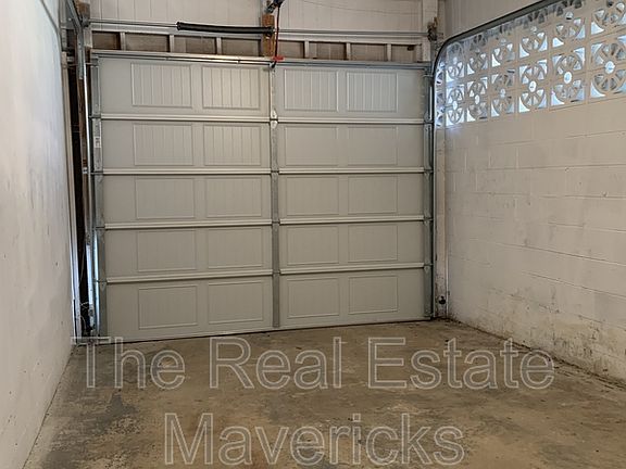 5th image of 409 Longview Dr