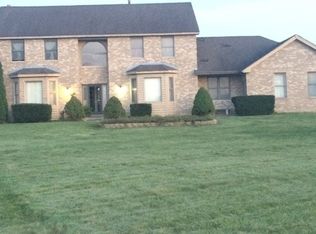 1807 E Carriage Ln, Crete, IL 60417