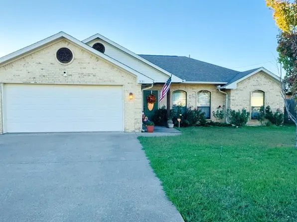 331 Windjammer Rd, Mabank, TX 75156