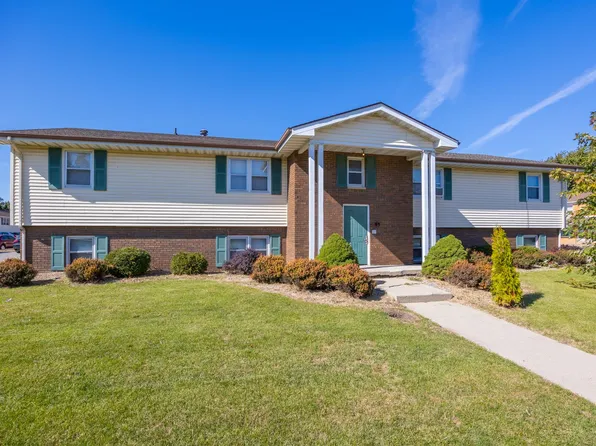 2112 E Empire, 2112 E Empire St APT 7, Bloomington, IL 61704