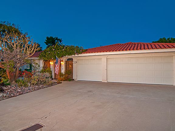 3rd image of 2188 Blackmore Ct