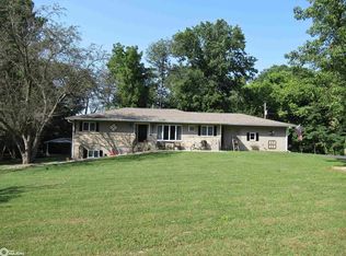 650 Cooper St, Hamilton, IL 62341