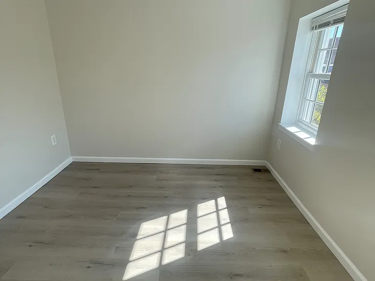 119 S Arlington Ave — Photo 10
