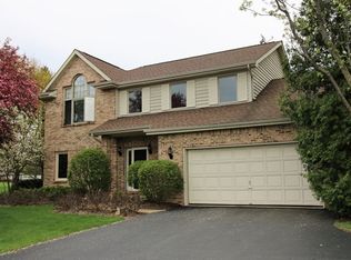 8818 Galleria Ct, Spring Grove, IL 60081