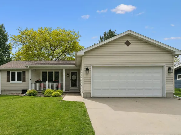 2303 1st Ave NW, Waverly, IA 50677