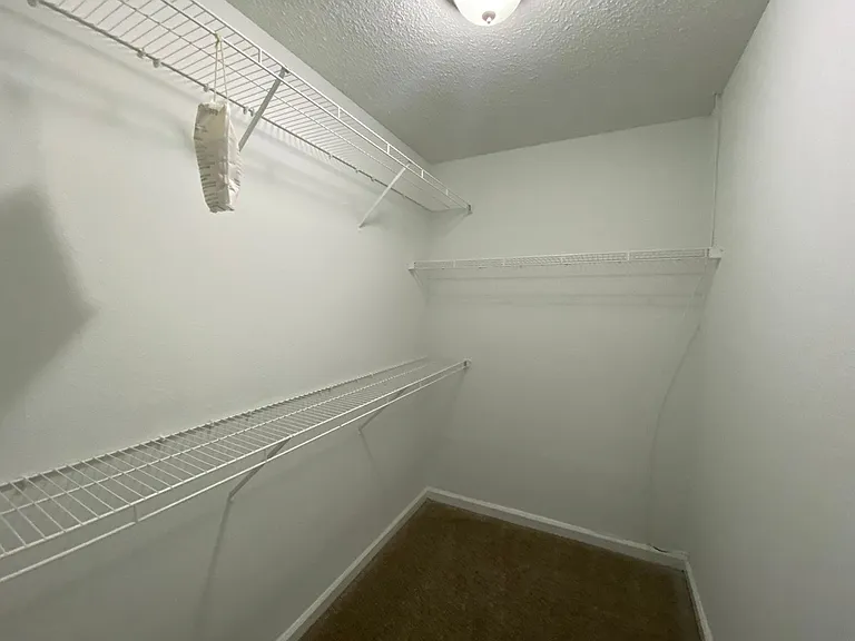 4832 Royal Run Dr — Photo 15