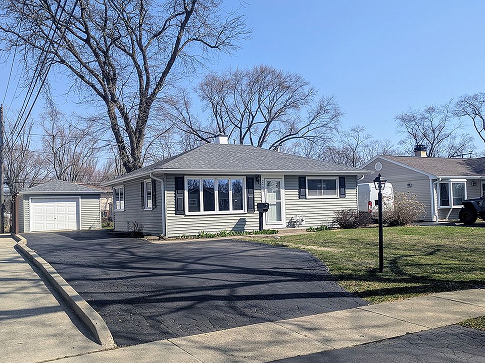 1st image of 2404 Hawk Ln