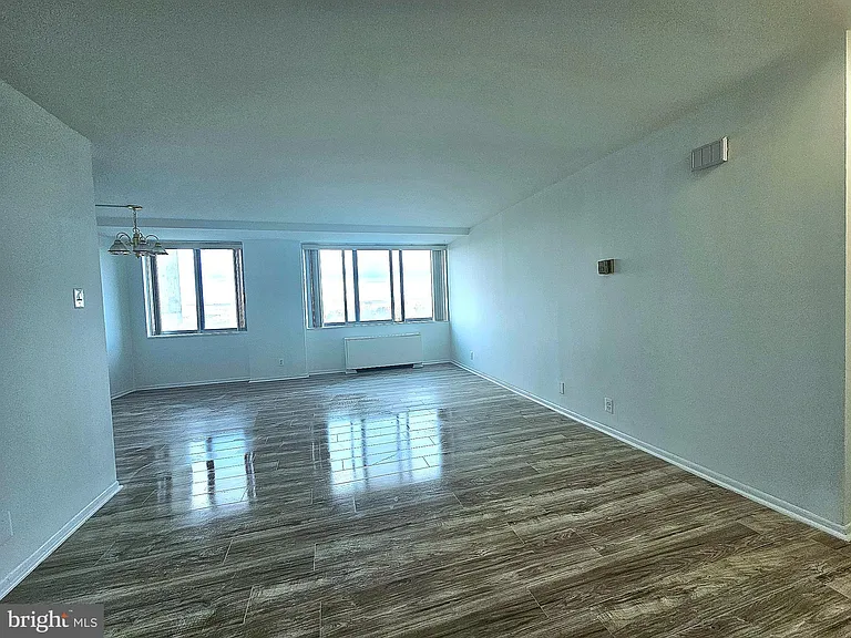 301 N Beauregard St #1210 — Photo 8