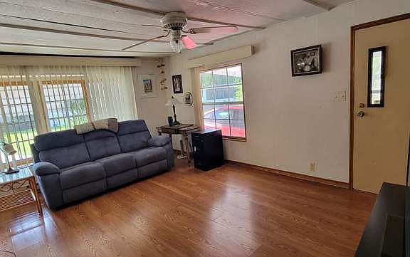 5th image of 1336 Margaret Dr