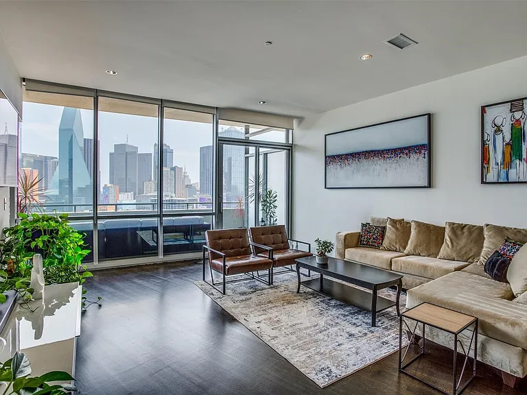 2200 Victory Ave #1603 — Photo 11
