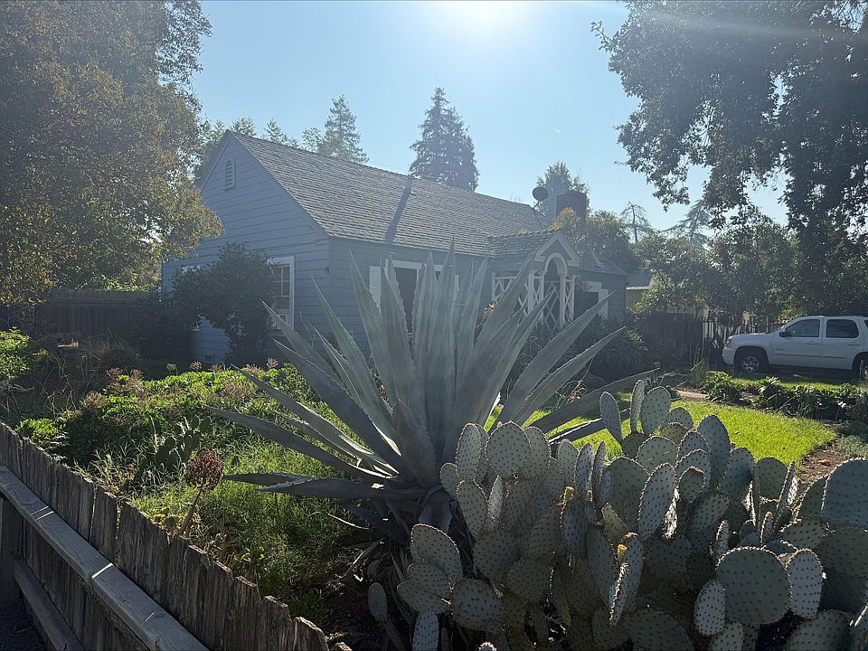 2nd image of 820 N Stevenson Street