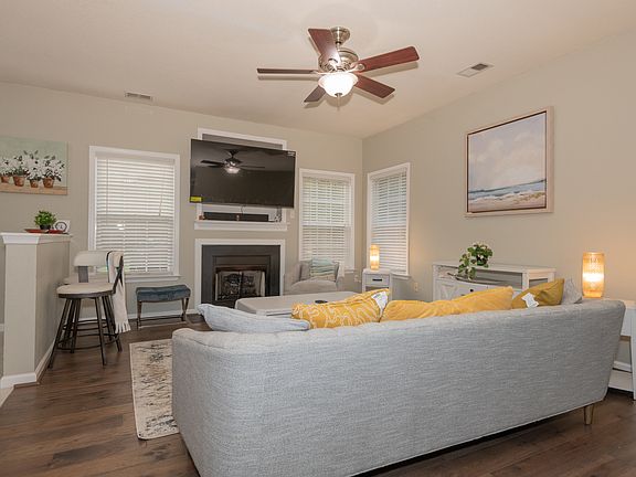4th image of 113 N Oceana Blvd