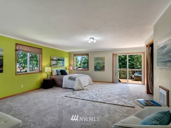 5319 204th St SW Unit B, Lynnwood, WA 98036