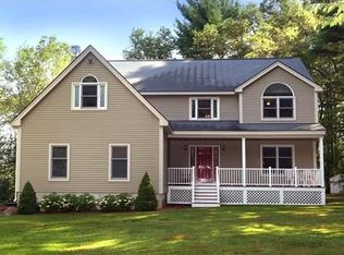 26 Ashcroft Ter, Groveland, MA 01834