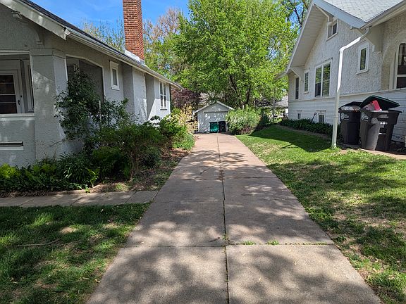 2nd image of 907 N 50th Ave