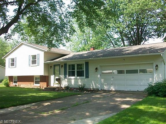 2nd image of 240 Ashwood Dr