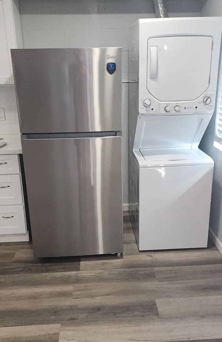 2 bed, 750 sqft, $1,550 — Photo 2
