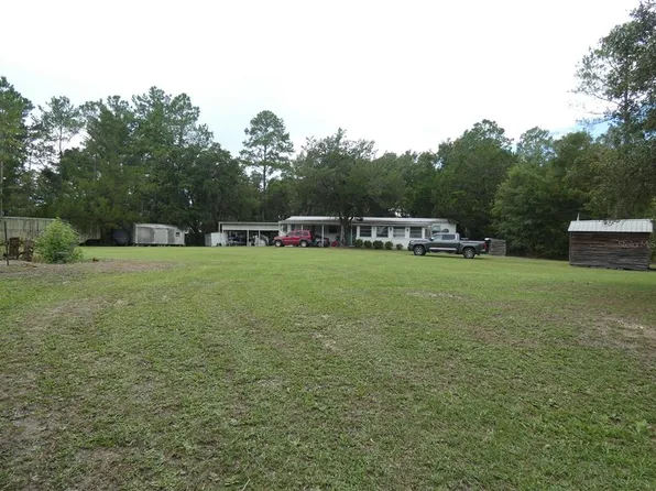 18 SE 144th Ave, Old Town, FL 32680