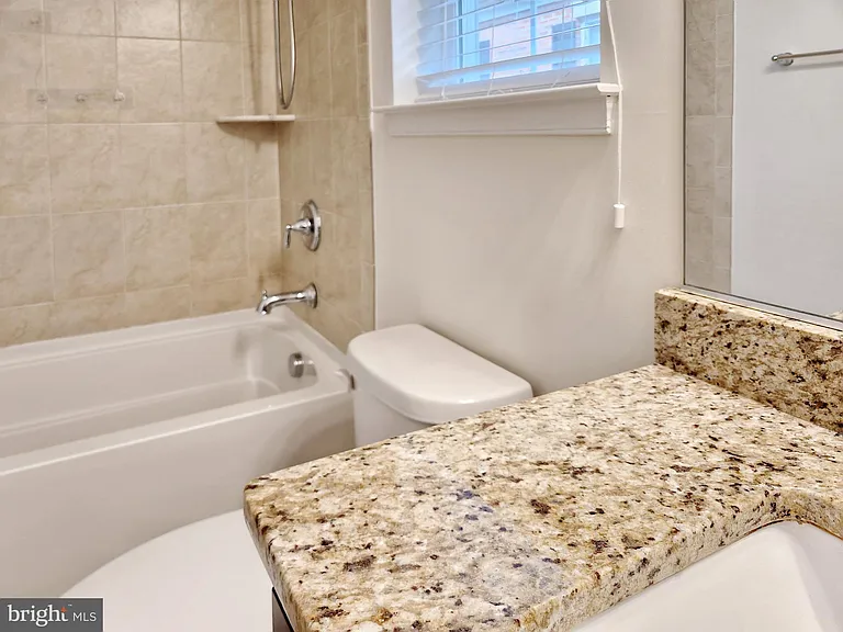 44115 Peirosa Ter — Photo 17